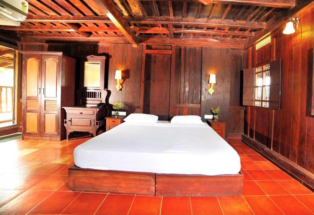 Kumarakom Heritage Resort Kottayam Luaran gambar